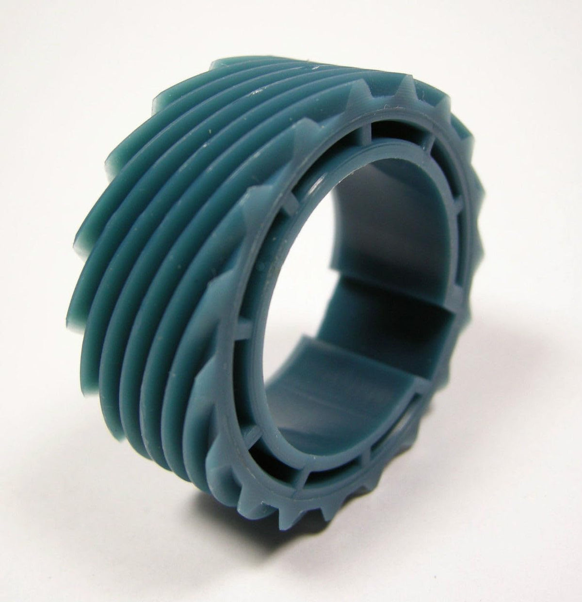 700R4 18-Tooth Speedometer Drive Gear OEM