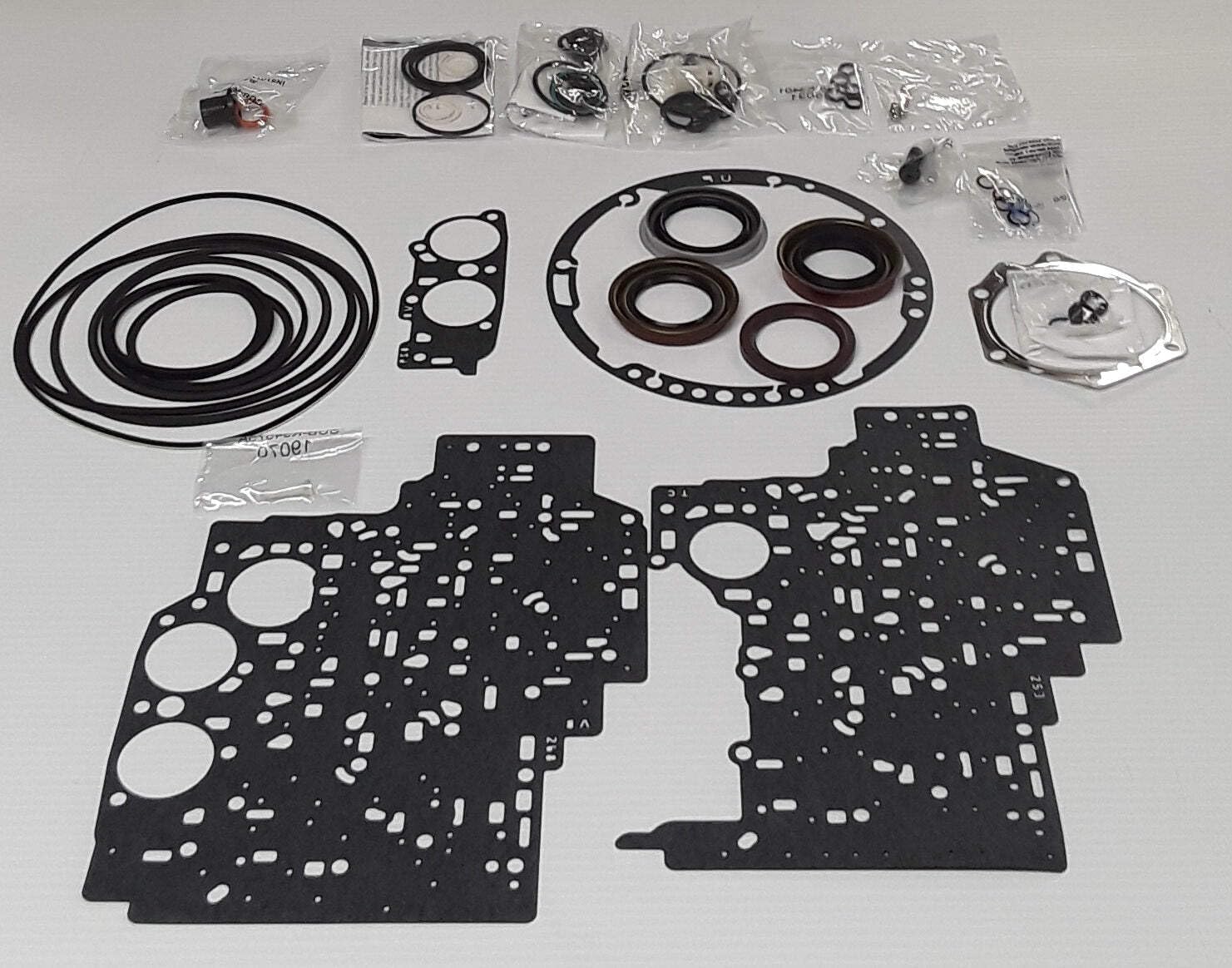4L85E Banner Rebuild Kit 2002-2013 - Raybestos - image 3