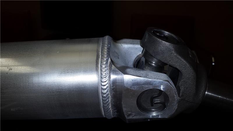 Driveshaft Shop DSS Dodge 2006-2008 LX SRT-8Automatic (except Challenger) 1-Piece Alum 4in Fiber Shaft CHSH1-A-CV-A - 61